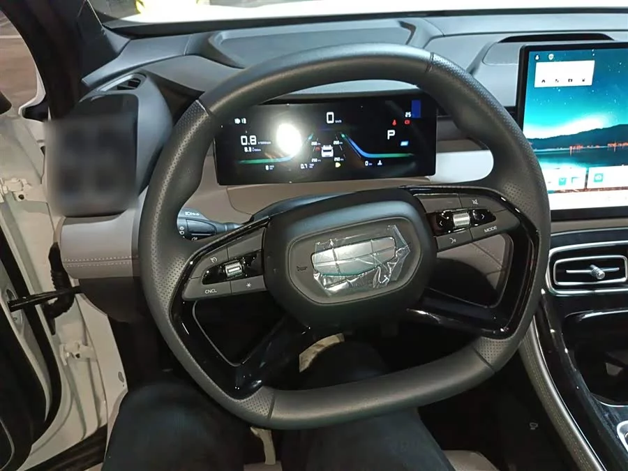 Geely Boyue L