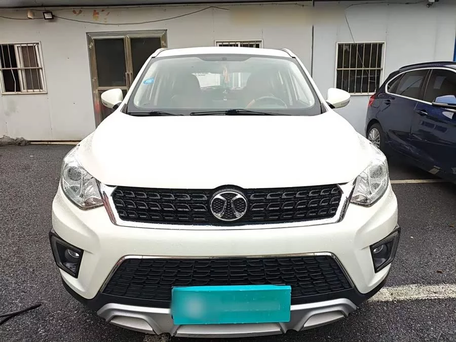 BAIC Saab X35