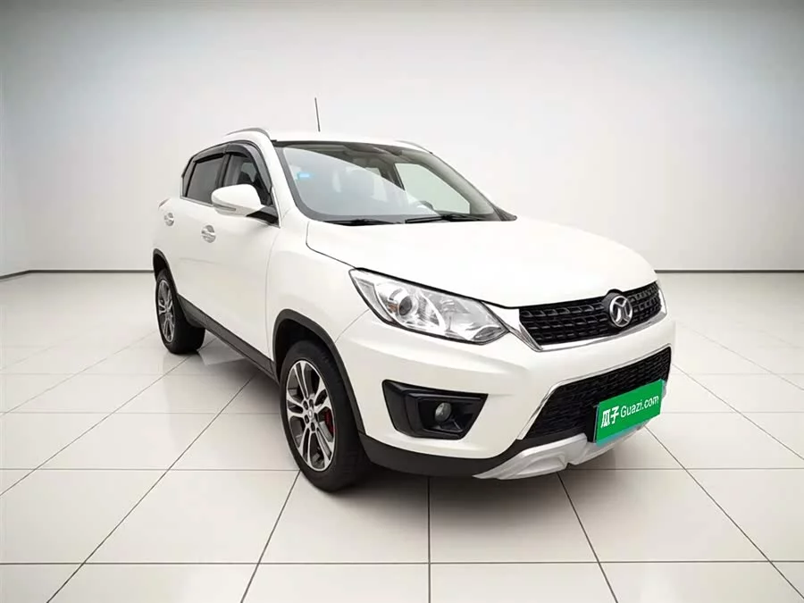 BAIC Saab X35