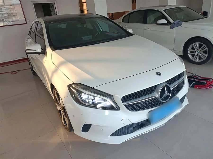 Mercedes-Benz Grade A