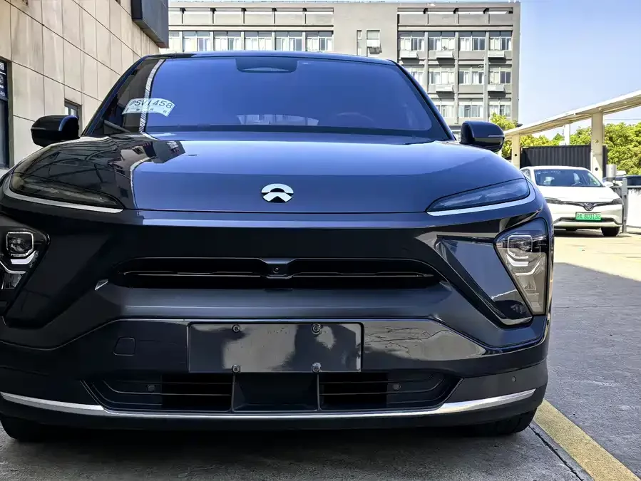 NIO EC6