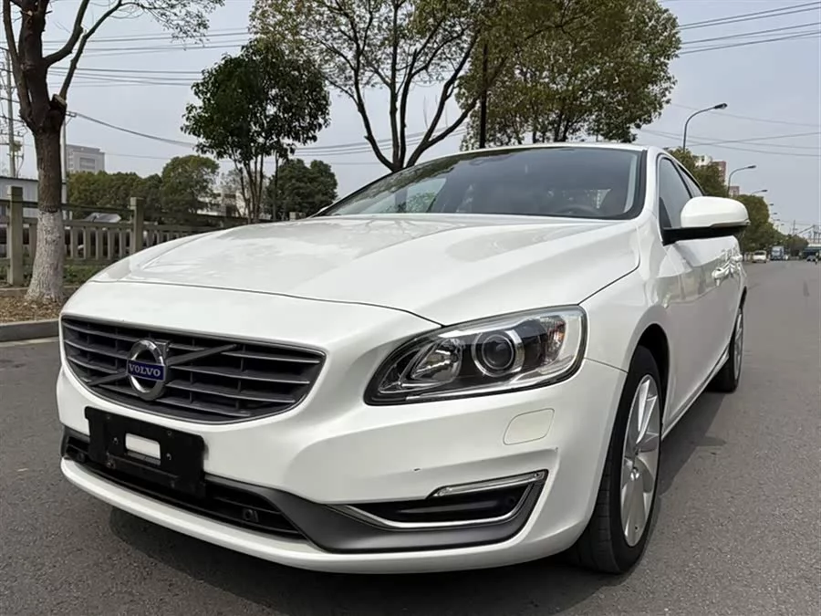 Volvo S60