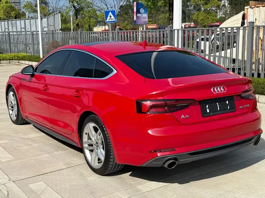 Audi A5