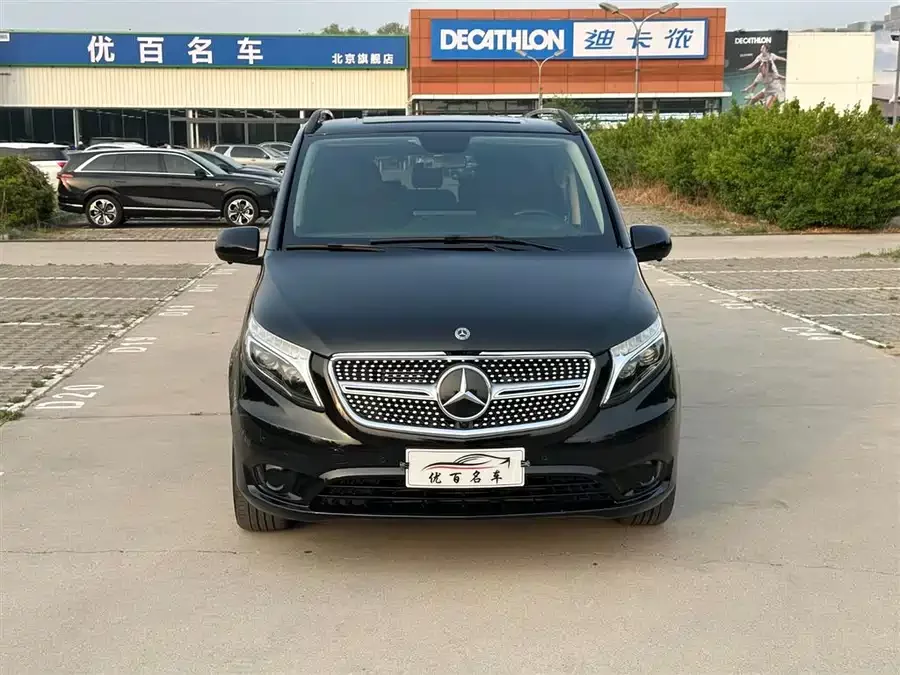 Mercedes Benz Vito