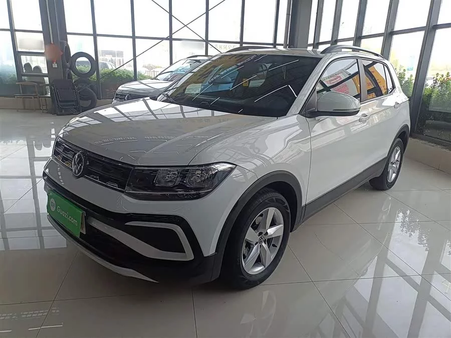 Volkswagen T-Cross (Tukai)