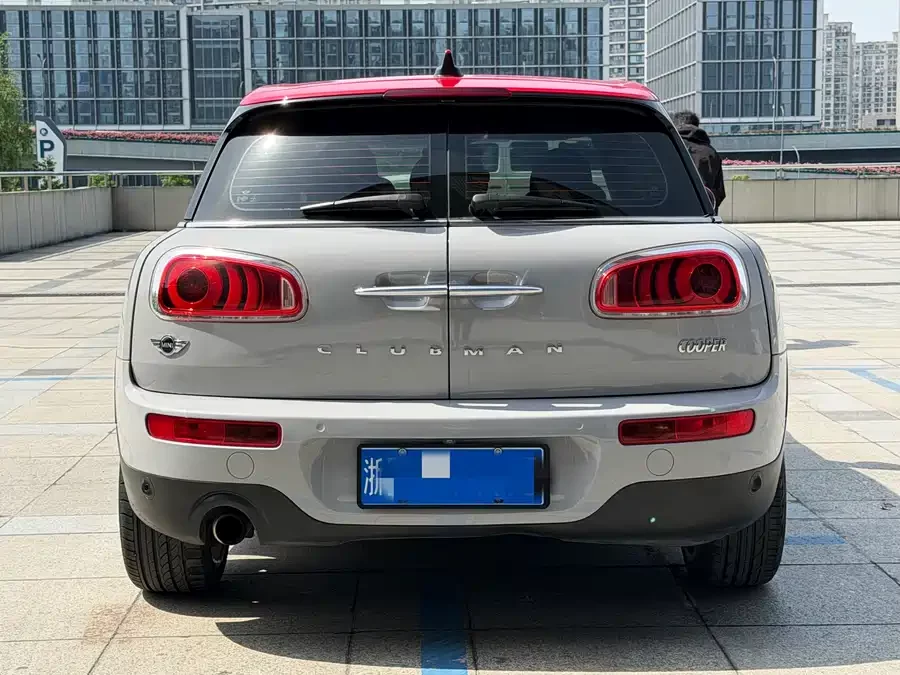 MINI CLUBMAN
