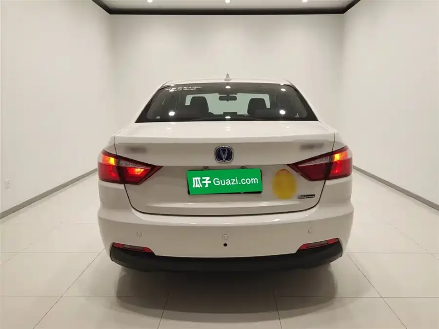 Changan Yuexiang V7