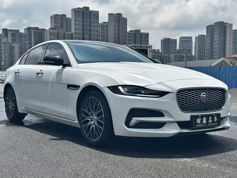Jaguar XEL