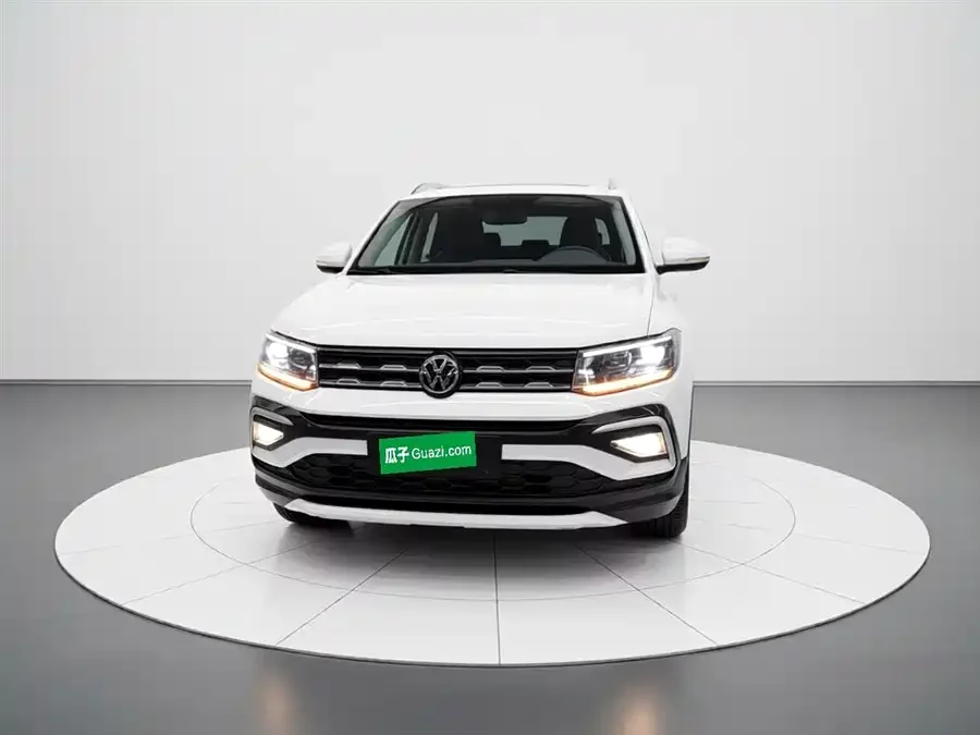 Volkswagen T-Cross (Tukai)