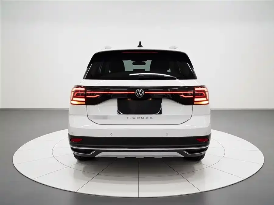 Volkswagen T-Cross (Tukai)