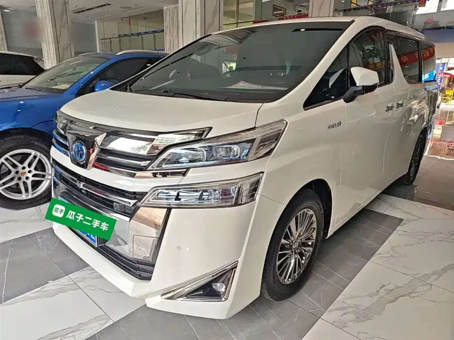 Toyota Crown Vellfire