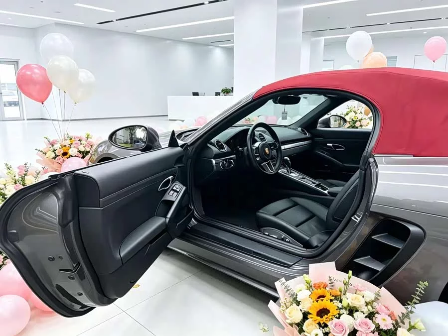Porsche 718