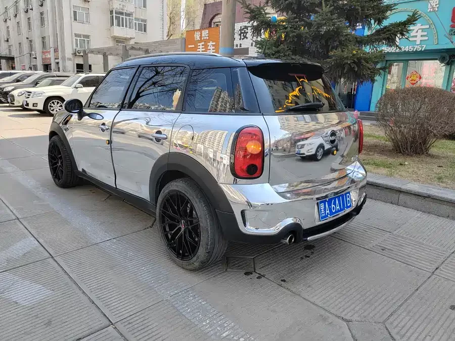 MINI COUNTRYMAN