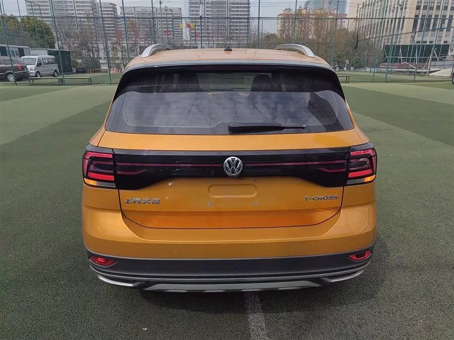 Volkswagen T-Cross (Tukai)