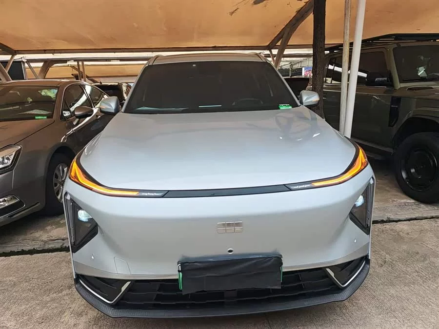 Geely Galaxy L7