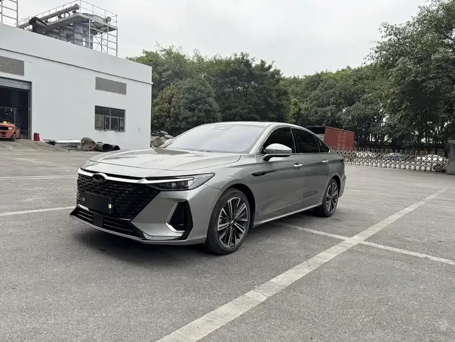 Chery Arrizo 8