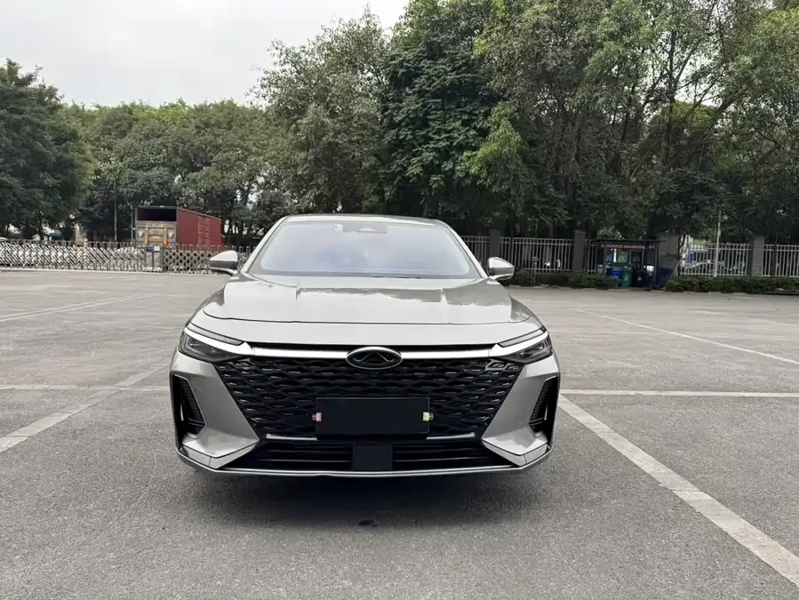Chery Arrizo 8