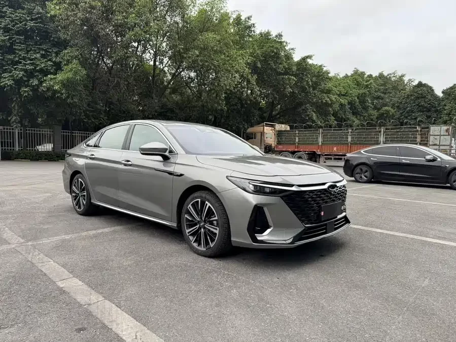 Chery Arrizo 8