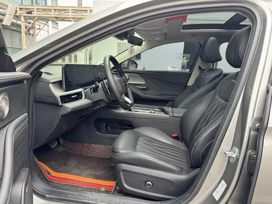 Chery Arrizo 8
