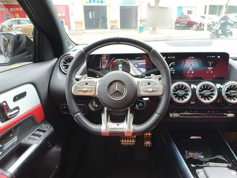 Mercedes Benz GLA AMG