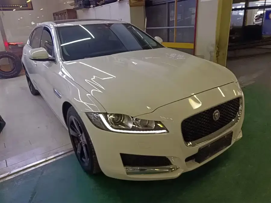 Jaguar XFL