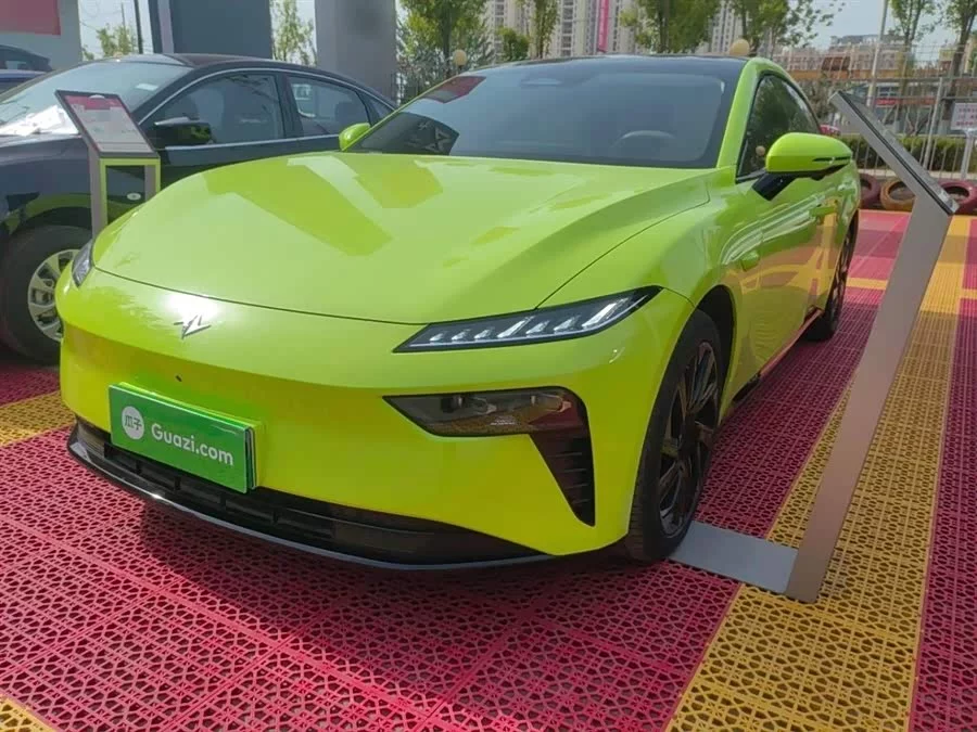 Dongfeng eπ007