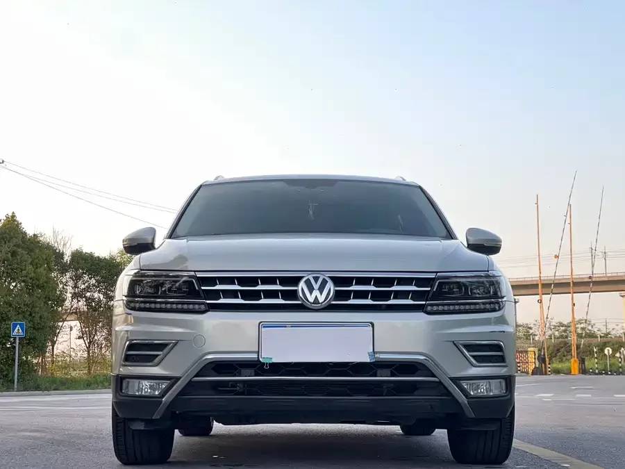 Volkswagen Tiguan L