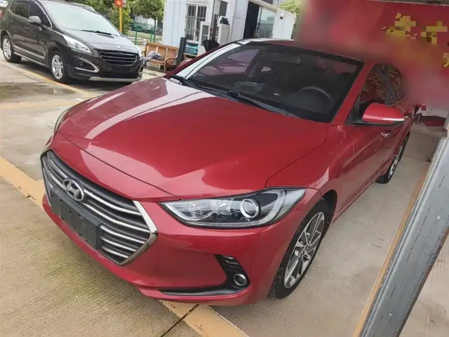 Hyundai elantra