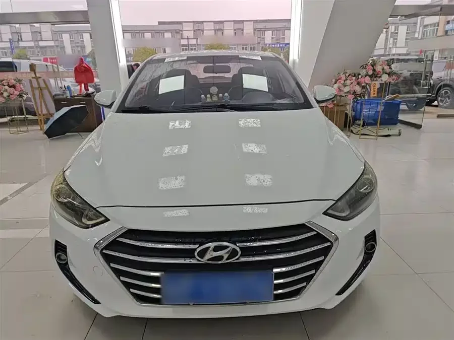 Hyundai elantra