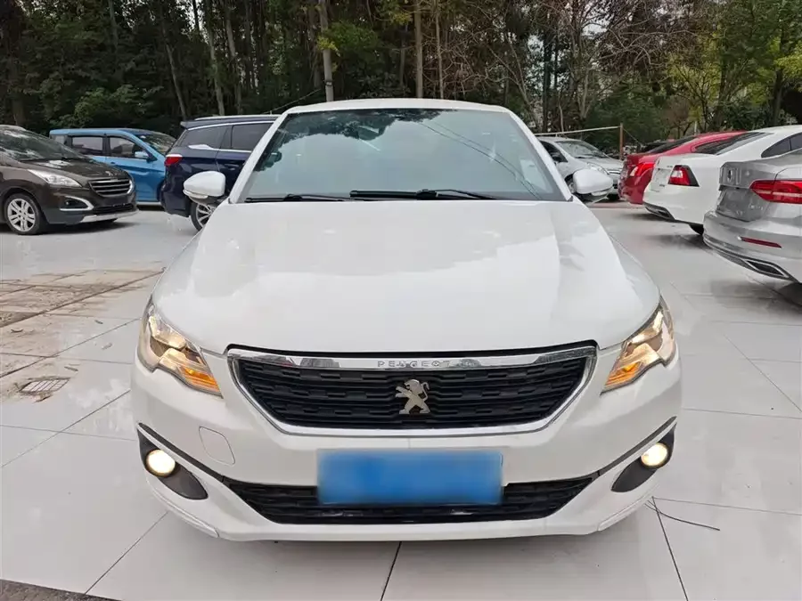 Peugeot 301