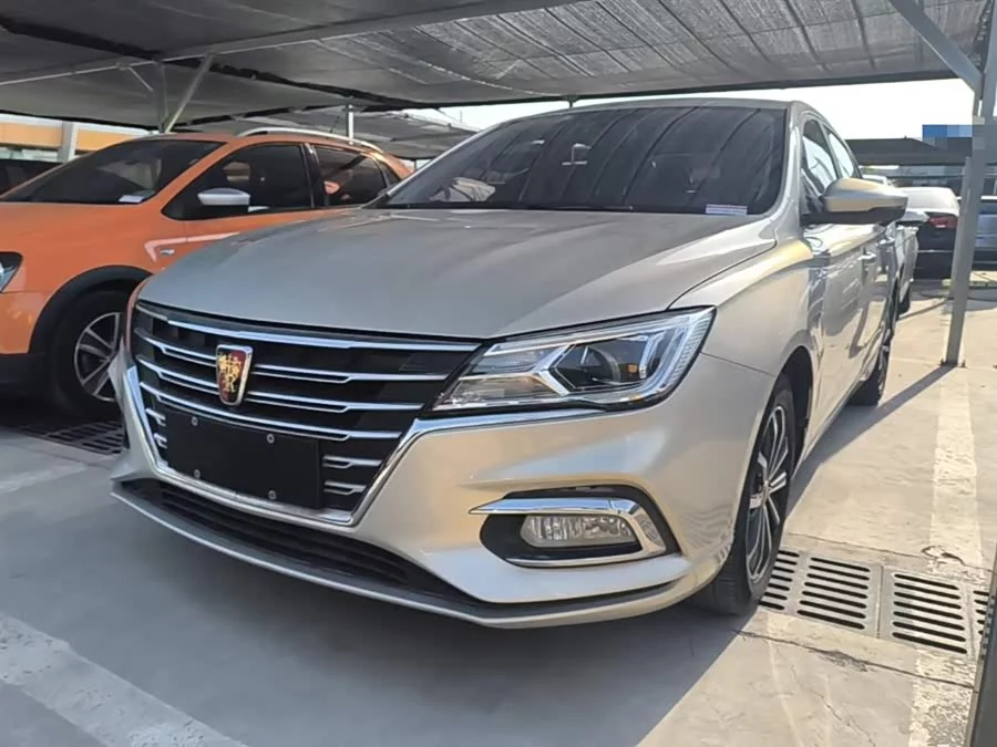 Roewe i5