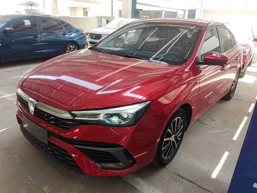 Roewe i5