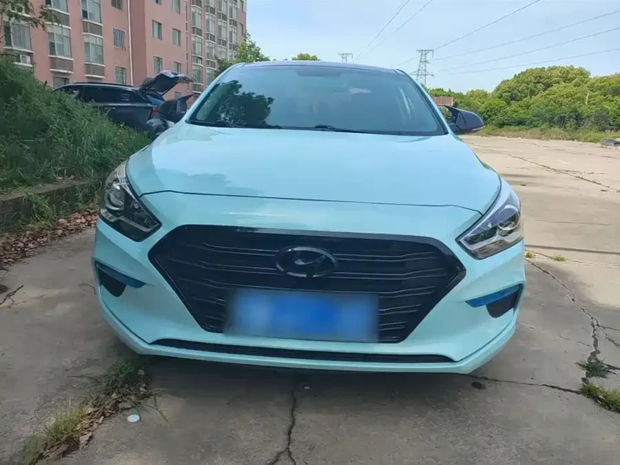 Hyundai Mistra