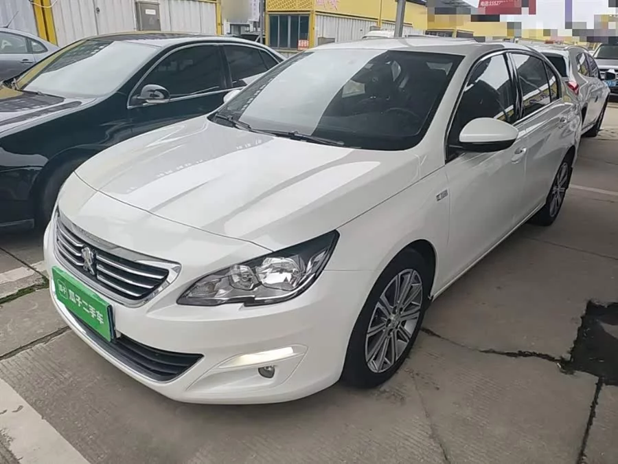 Peugeot 408
