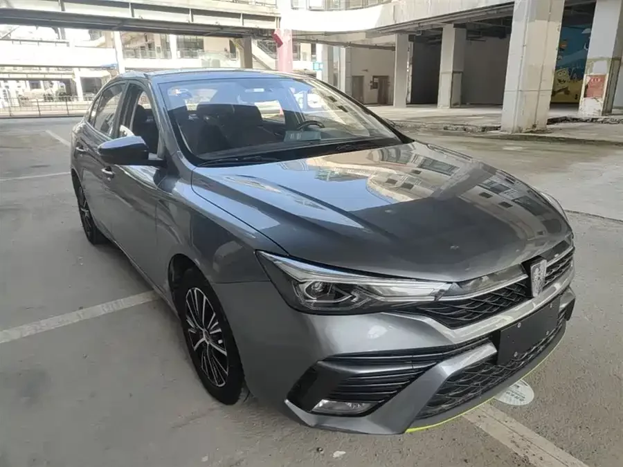 Roewe i5