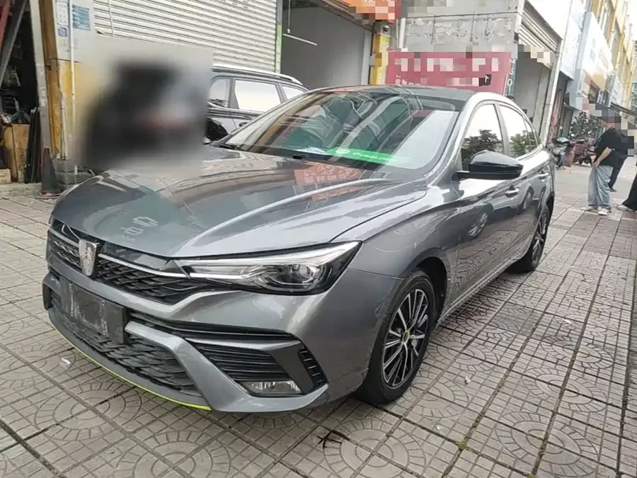 Roewe i5