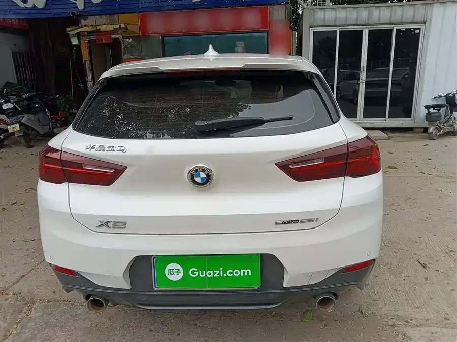 BMW X2