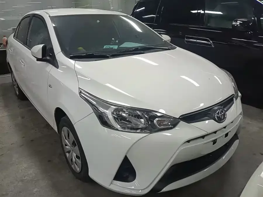 Toyota YARiS L Enjoy
