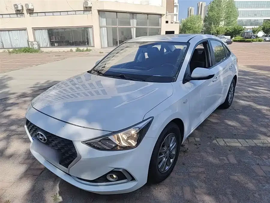 Hyundai Elantra / Celesta