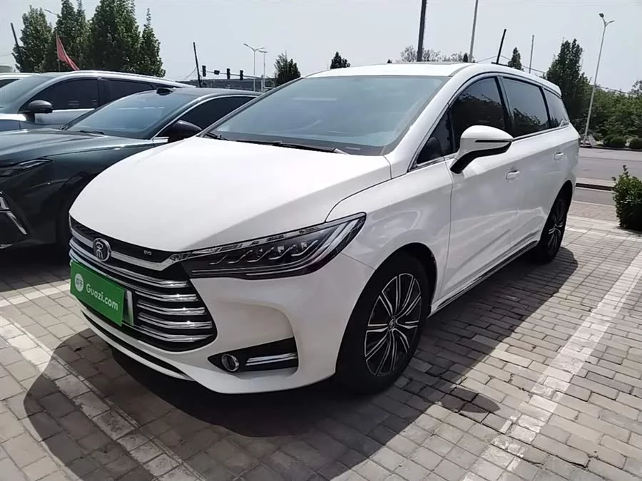 BYD Song MAX New Energy