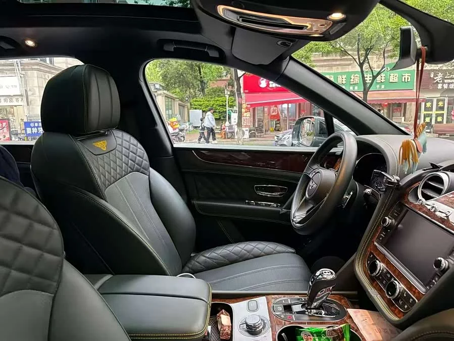 Bentley Bentayga