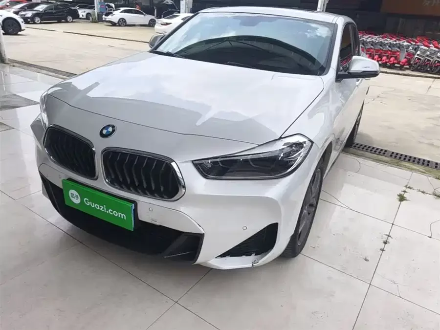 BMW X2