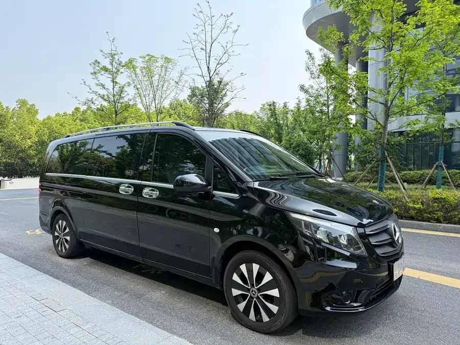 Mercedes Benz Vito