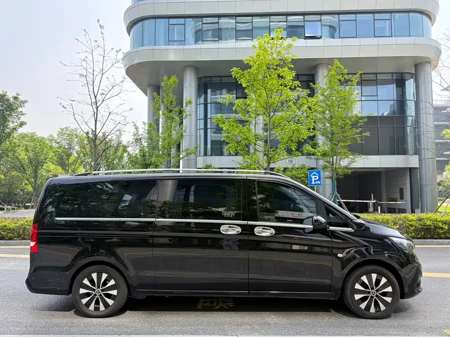 Mercedes Benz Vito