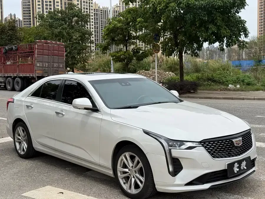 Cadillac CT4