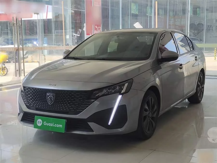 Peugeot 408
