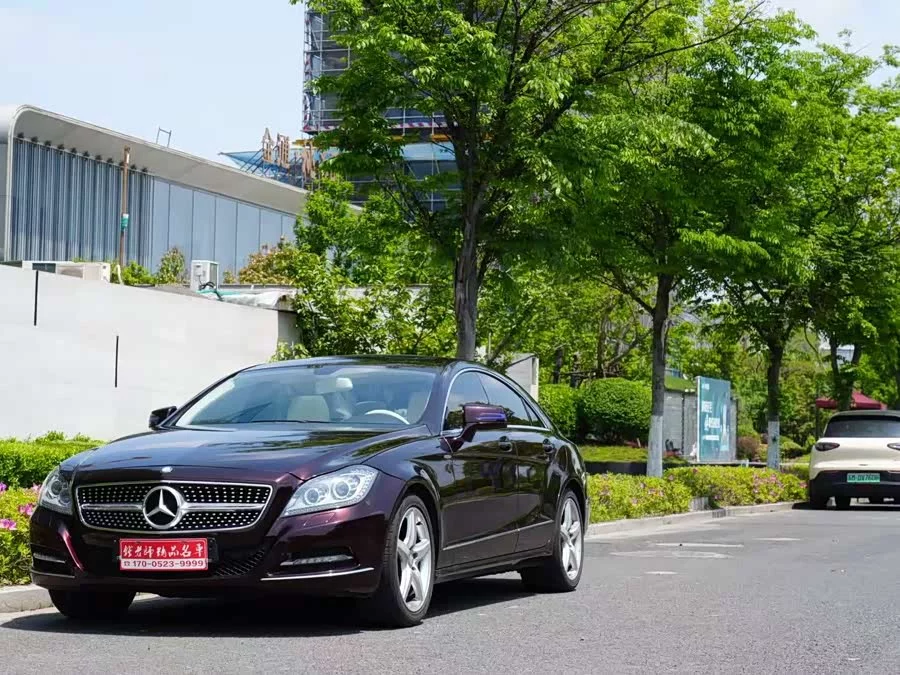 Mercedes Benz CLS