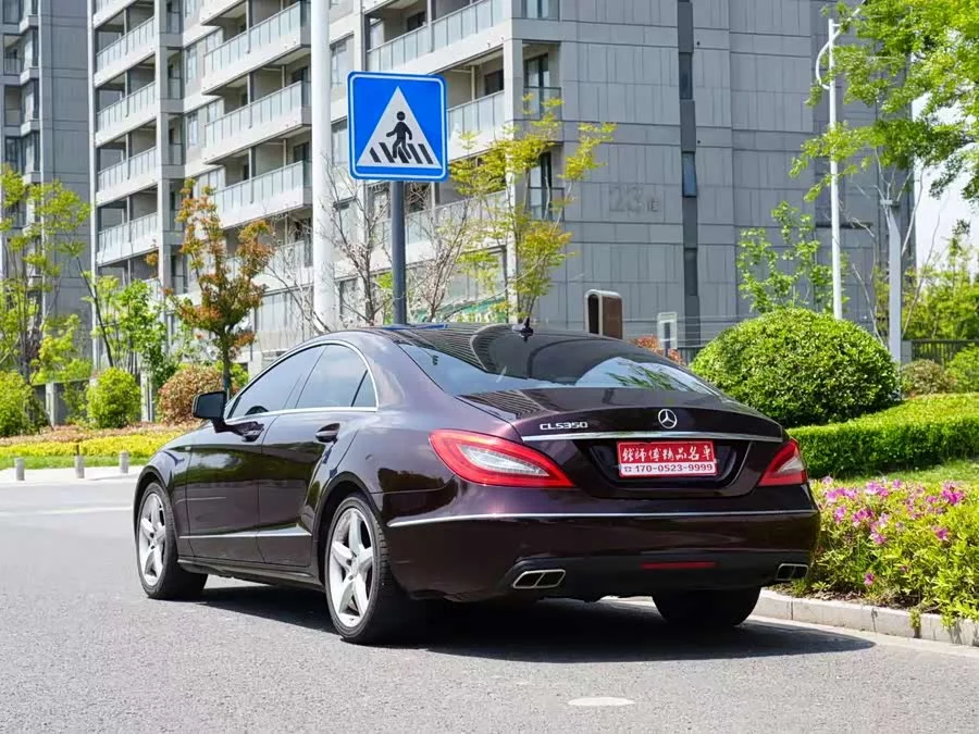 Mercedes Benz CLS