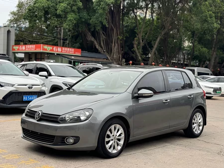 Volkswagen golf