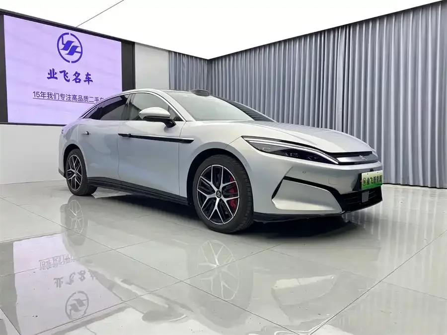 BYD Han L